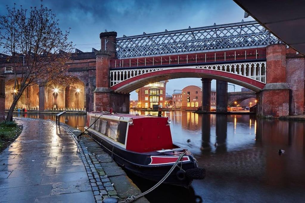 Luxury New Built Split-Level Flat With Rooftop Gardens Access Manchester Exterior foto